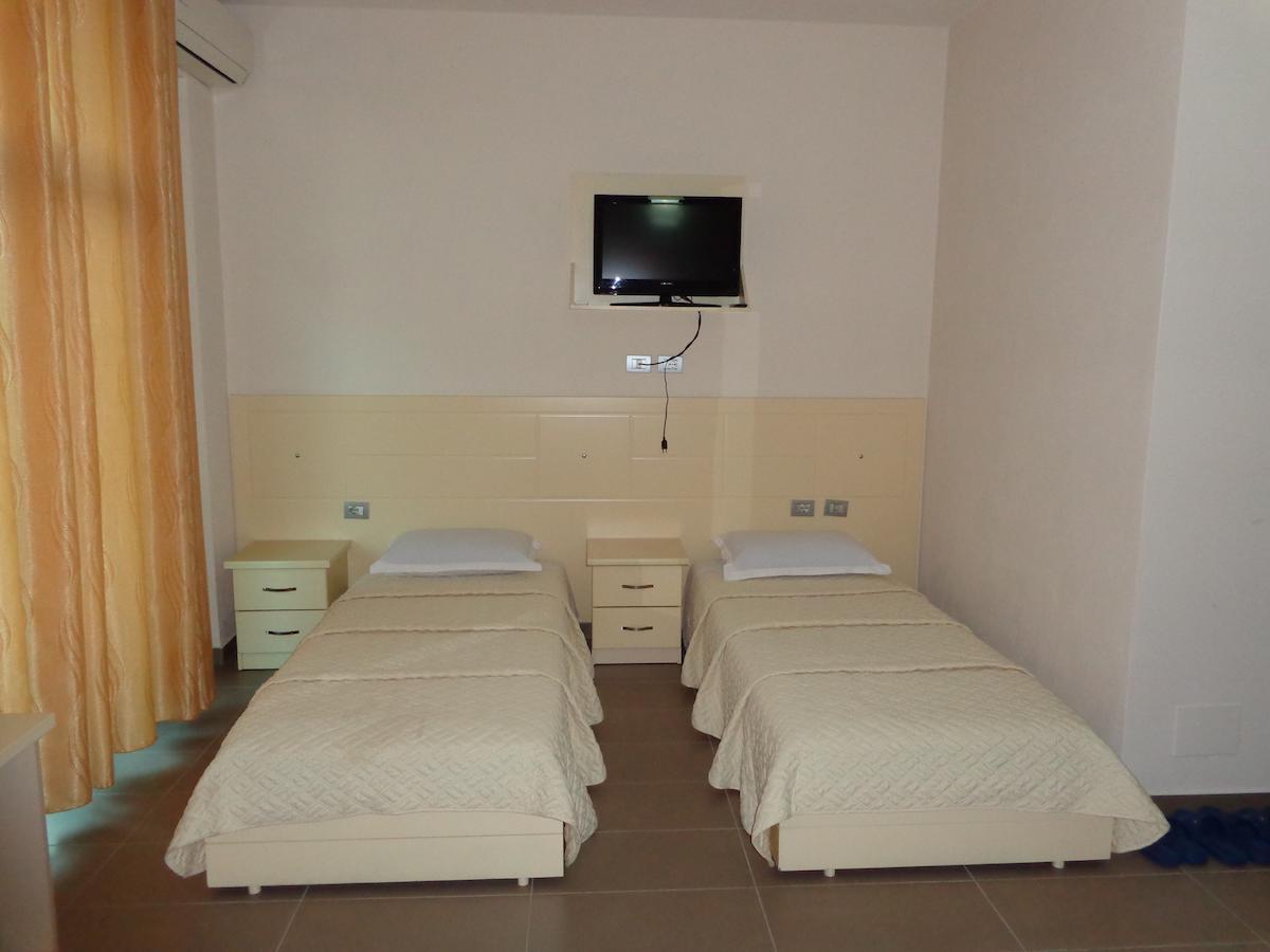 Hotel Piazza Peshkopi Δωμάτιο φωτογραφία