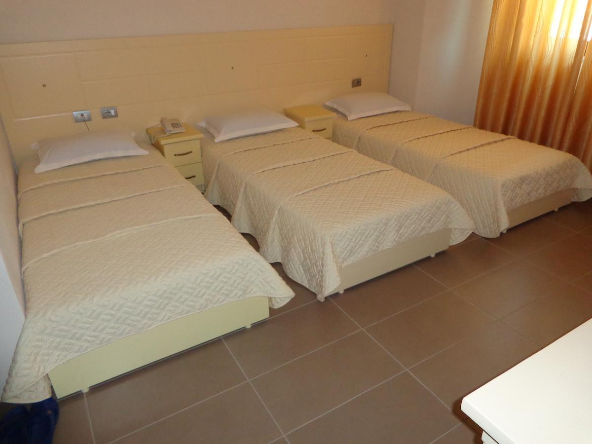 Hotel Piazza Peshkopi Δωμάτιο φωτογραφία