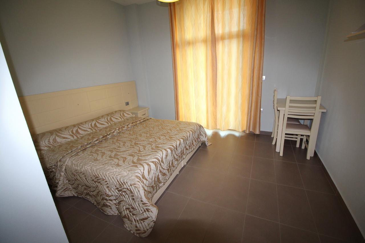 Hotel Piazza Peshkopi Εξωτερικό φωτογραφία