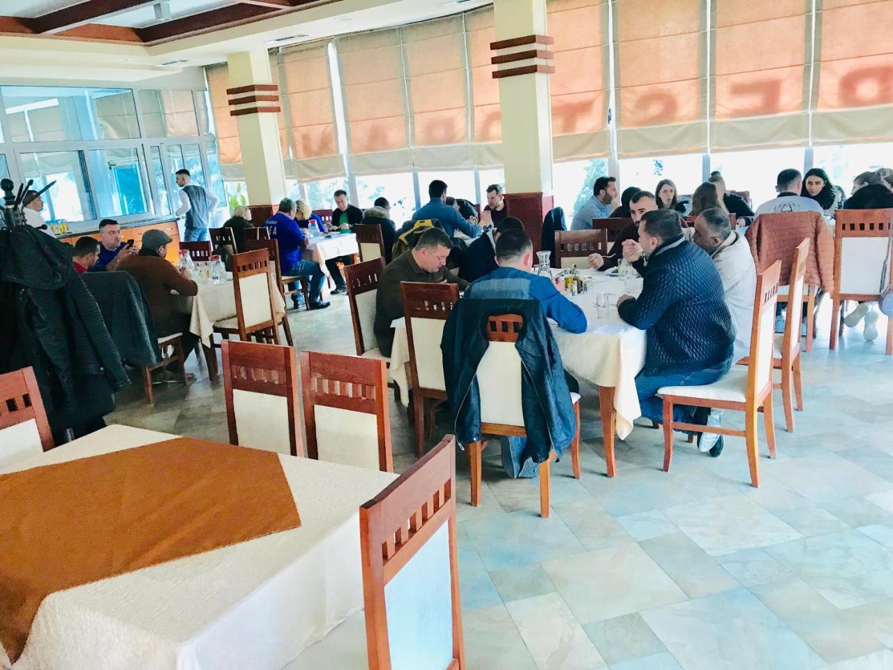 Hotel Piazza Peshkopi Εξωτερικό φωτογραφία